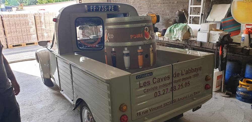 flocage de vehicule et tonneau pour les caves de l'abbaye a saint amand les eaux